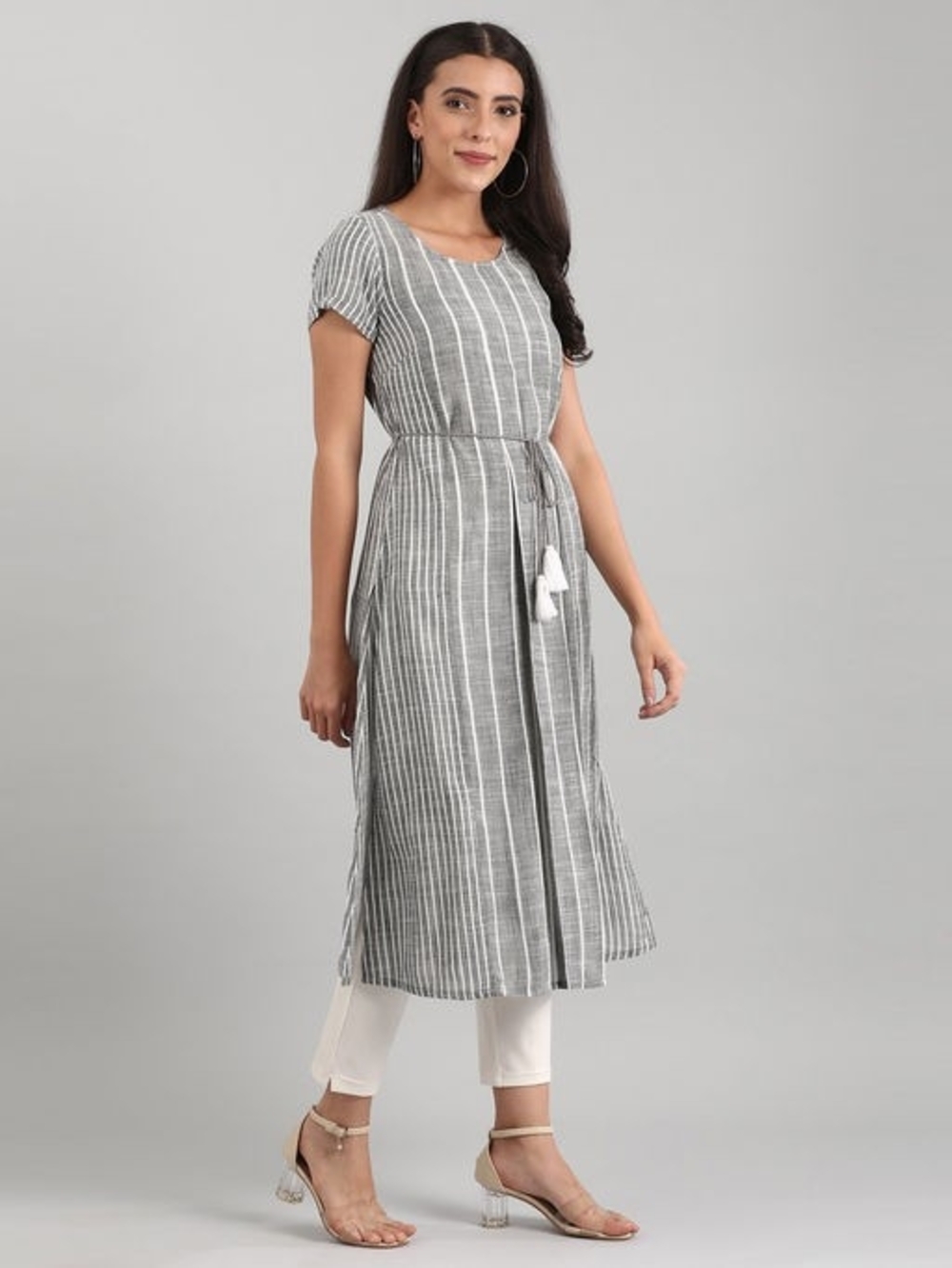 Aurelia Women's Grey Striped Women’s Kurta with side slits Size S